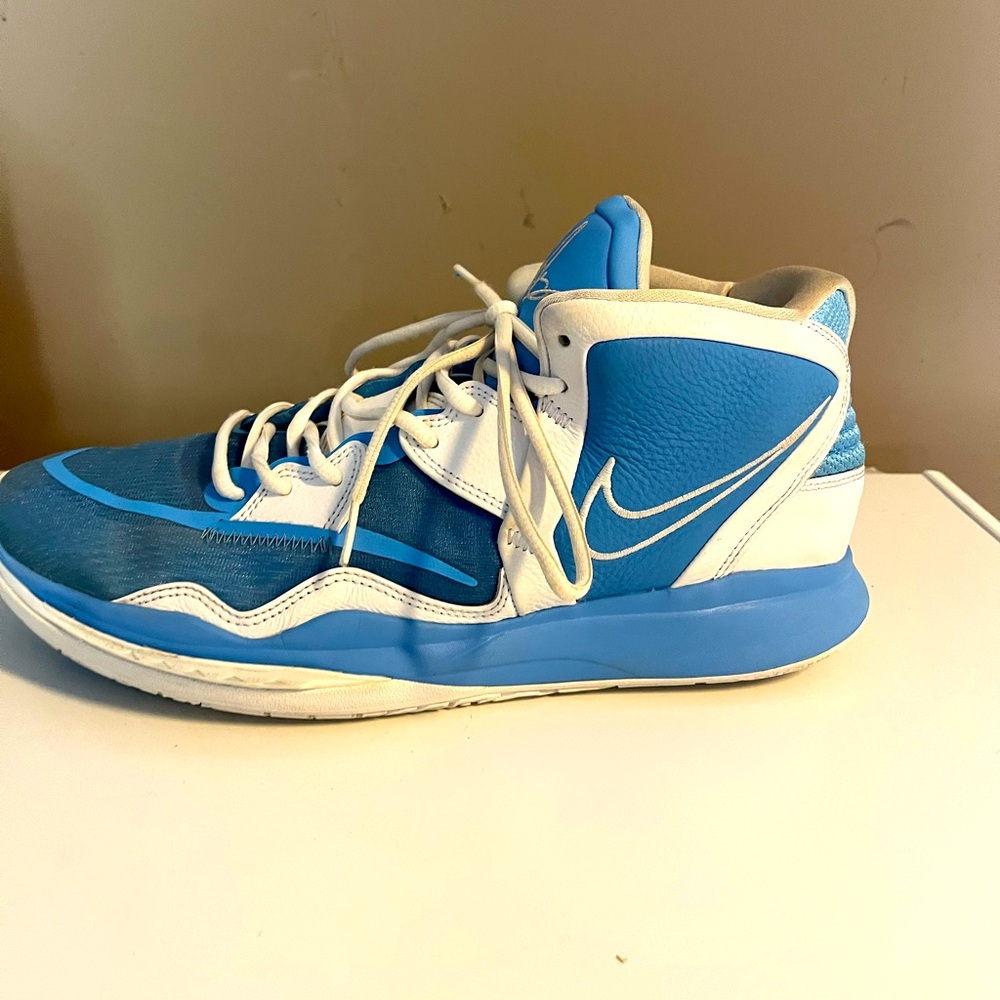 Nike, Kyrie infinitys, mens 13.5, slightly used, blue & white